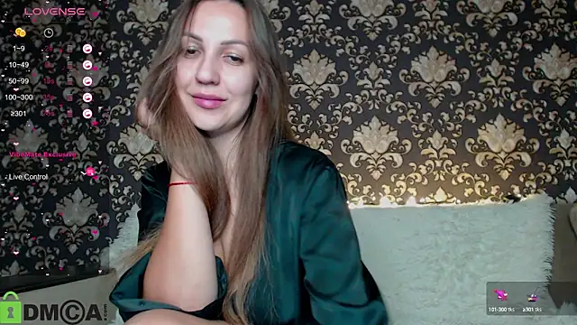 Snapshot of Estel_Loewe chatting on 09/30/25, 01:39 Estel Loewe online show from 09/30/25, 01:39