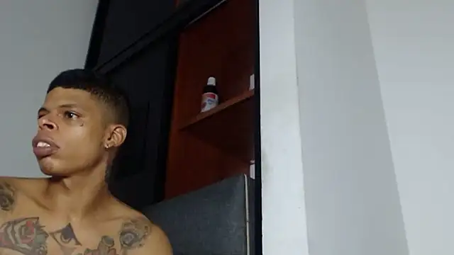 BrandonStond online show from 11/10/25, 03:28