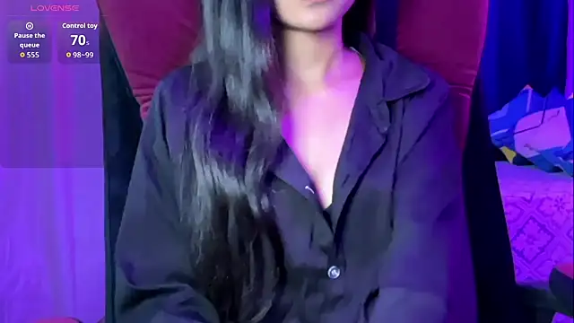 Snapshot of Kayzza_5 chatting on 10/06/25, 06:47 Kayzza 5 online show from 10/06/25, 06:47