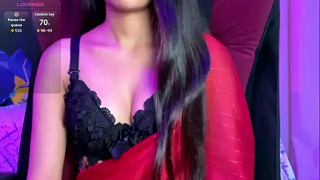 Snapshot of Kayzza_5 chatting on 10/18/25, 06:26 Kayzza 5 online show from 10/18/25, 06:26