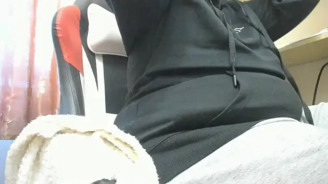 Seductive She Wolf online show from 12/15/25, 07:36