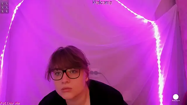 Snapshot of Seductive_She_Wolf chatting on 06/02/26, 02:50 Seductive She Wolf online show from 06/02/26, 02:50