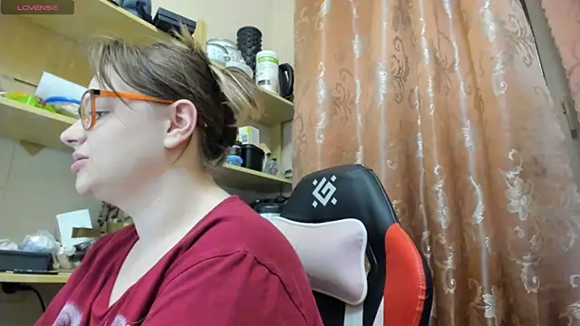 Seductive She Wolf online show from 04/09/26, 07:20