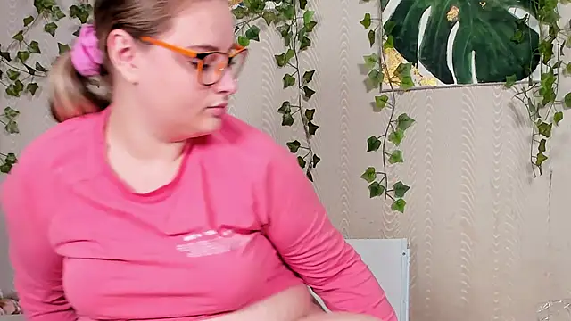 Seductive She Wolf online show from 09/23/25, 05:58