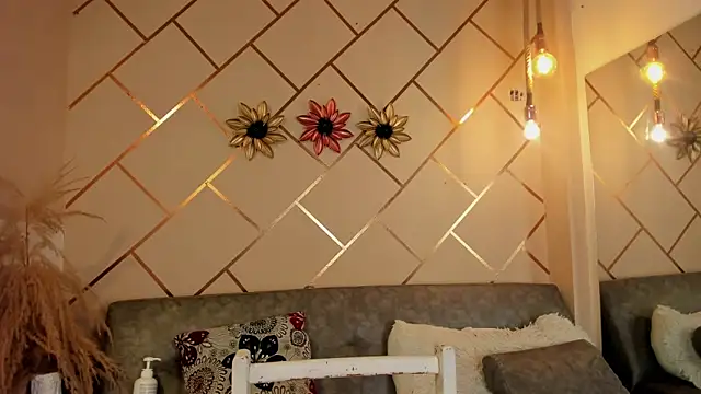 marianeporter   online show from 03/12/26, 08:51