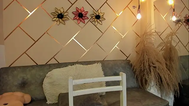 Snapshot of marianeporter__ chatting on 10/22/25, 01:16 marianeporter online show from 10/22/25, 01:16