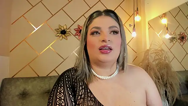 Snapshot of marianeporter__ chatting on 11/28/25, 09:59 marianeporter online show from 11/28/25, 09:59