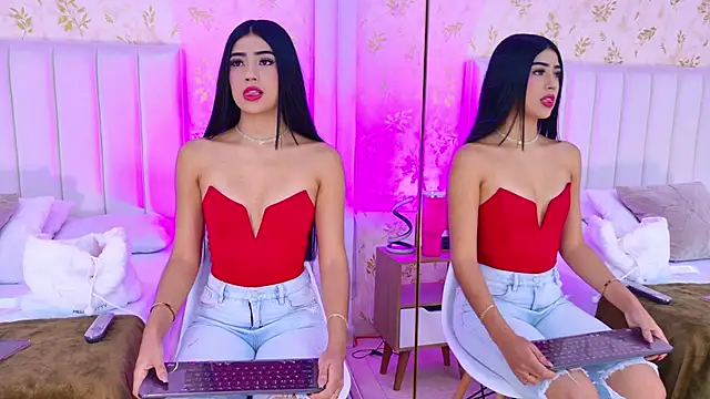 Mia-Monroe online show from 11/05/25, 07:39