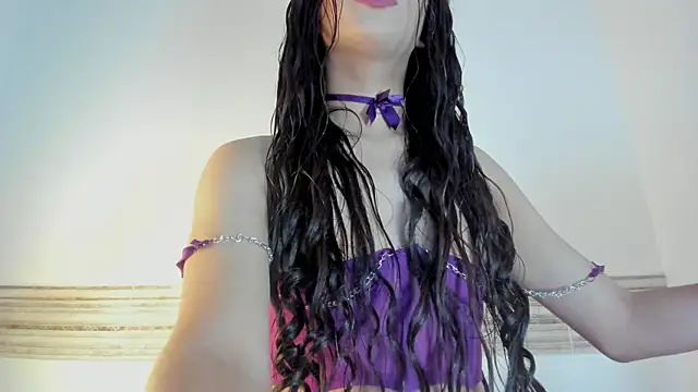 Sophia Cambpell online show from 11/25/25, 09:48