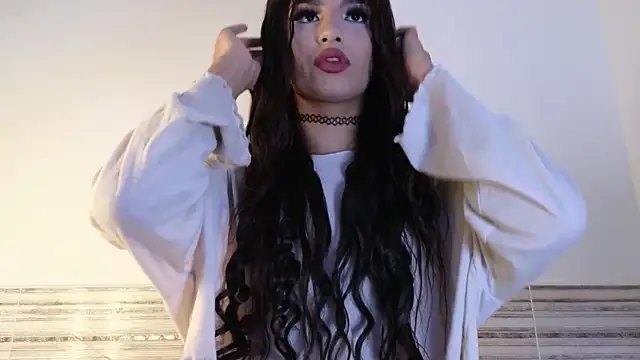 Sophia Cambpell online show from 11/27/25, 09:48