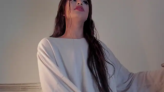 Sophia Cambpell online show from 10/29/25, 09:14