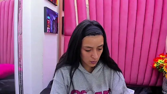 Sarah Hornny online show from 03/11/26, 03:33