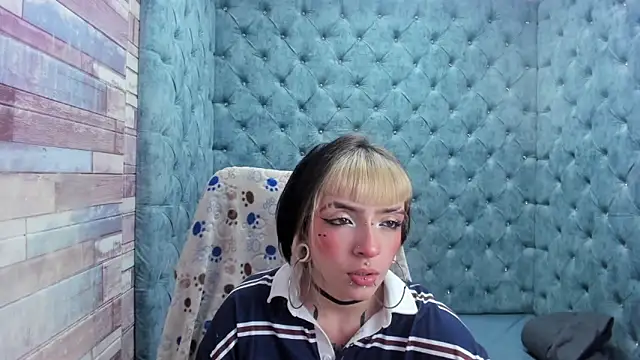 Samantha Smiith online show from 11/26/25, 04:12