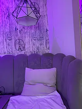 AbyThompson online show from 03/04/26, 12:02