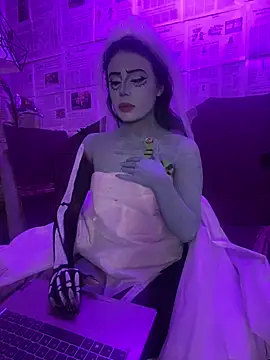 AbyThompson online show from 10/30/25, 08:28