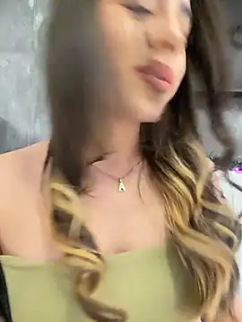 AbyThompson online show from 11/15/25, 04:05