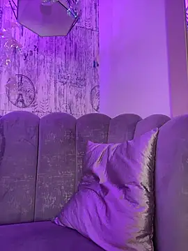 AbyThompson online show from 11/20/25, 06:52