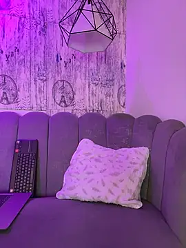 AbyThompson online show from 02/17/26, 12:13