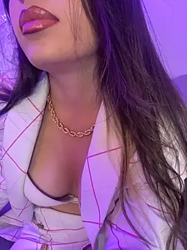 AbyThompson online show from 12/23/25, 09:19