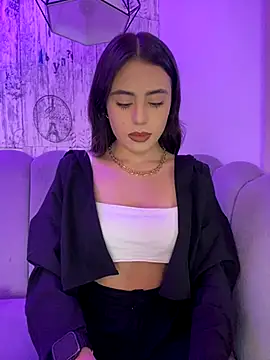 Snapshot of AbyThompson chatting on 10/17/25, 02:19 AbyThompson online show from 10/17/25, 02:19