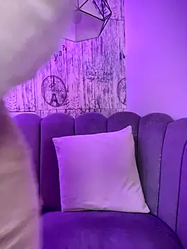 Snapshot of AbyThompson chatting on 10/03/25, 12:17 AbyThompson online show from 10/03/25, 12:17