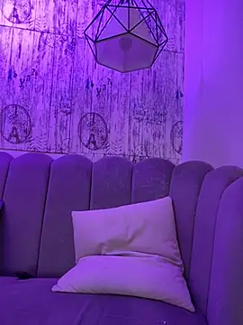 AbyThompson online show from 10/29/25, 01:10