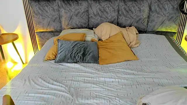 Snapshot of LaurenRodriiguez chatting on 09/18/25, 01:14 LaurenRodriiguez online show from 09/18/25, 01:14