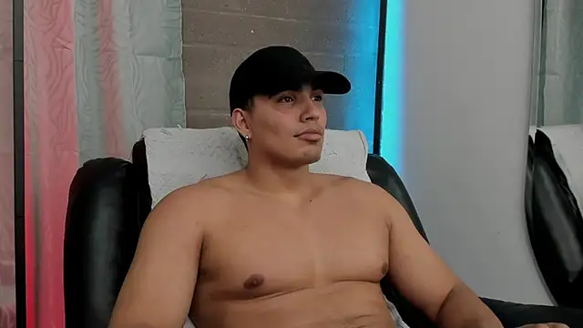 JamesGraay online show from 12/20/25, 08:17