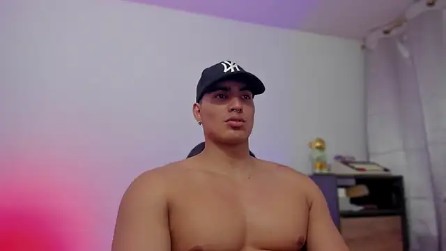 JamesGraay online show from 03/04/26, 02:08