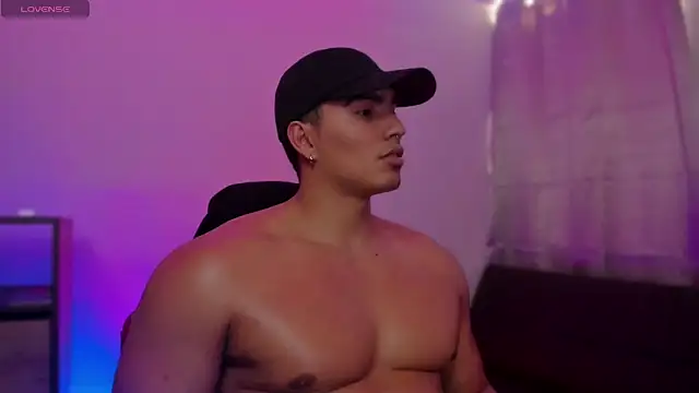 JamesGraay online show from 10/14/25, 01:12