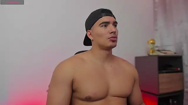 JamesGraay online show from 11/05/25, 02:53