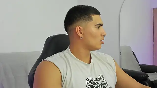 JamesGraay online show from 02/11/25, 06:30