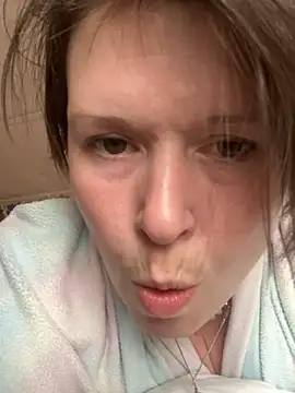 KatieBARBiE98 online show from 03/02/26, 05:42