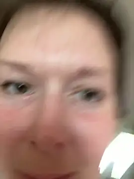 KatieBARBiE98 online show from 04/16/26, 09:39