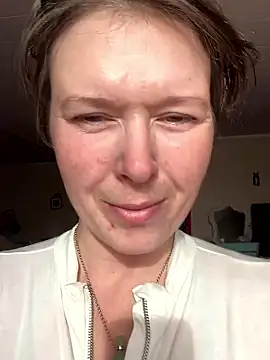 KatieBARBiE98 online show from 01/13/26, 07:29