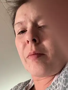 KatieBARBiE98 online show from 01/06/26, 03:16