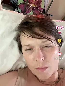 KatieBARBiE98 online show from 05/22/26, 12:03