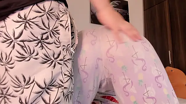 HarleyRedd online show from 03/29/26, 06:37