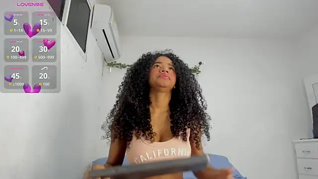 ashley lemus online show from 02/08/26, 01:31