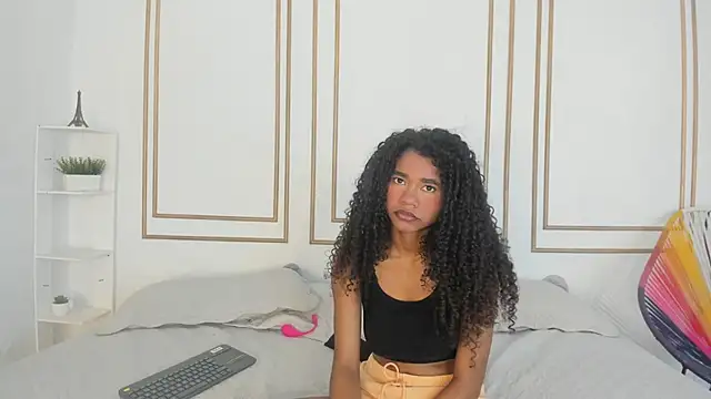 Snapshot of ashley_lemus chatting on 02/27/25, 12:34 ashley lemus online show from 02/27/25, 12:34