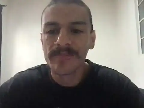 Snapshot of HorrorotikA chatting on 04/08/26, 01:12 HorrorotikA online show from 04/08/26, 01:12