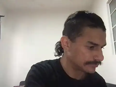 Snapshot of HorrorotikA chatting on 04/14/26, 07:19 HorrorotikA online show from 04/14/26, 07:19