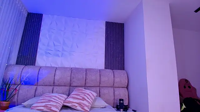 Godess Scarlett77 online show from 02/24/26, 03:07