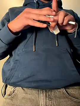 calleaaaa online show from 10/25/25, 05:13