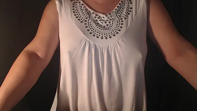 1BECHA1 online show from 10/10/25, 09:59