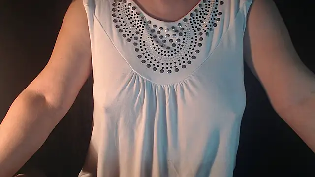 1BECHA1 online show from 11/17/25, 03:54