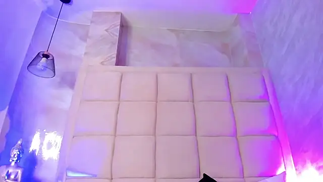 Snapshot of andymiller_ chatting on 01/17/26, 02:53 andymiller online show from 01/17/26, 02:53