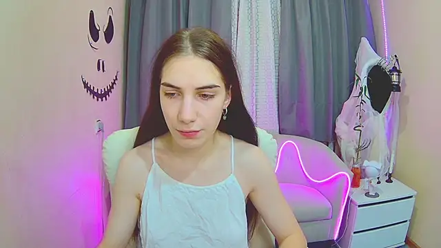 NikaStark  online show from 11/05/25, 07:28