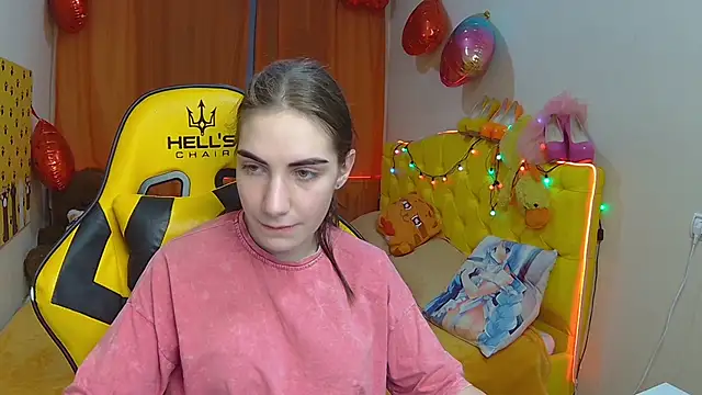 Snapshot of NikaStark_ chatting on 03/17/25, 07:15 NikaStark online show from 03/17/25, 07:15