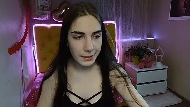 Snapshot of NikaStark_ chatting on 03/12/25, 01:47 NikaStark online show from 03/12/25, 01:47